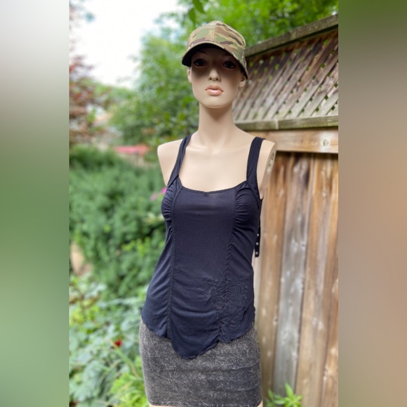 Y2K Edgy Asymmetrical Tank Top - Picture 12 of 12